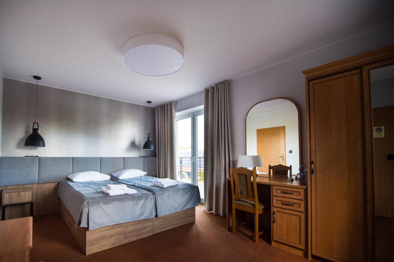 Hotel Ros Pisz Eksteriør billede