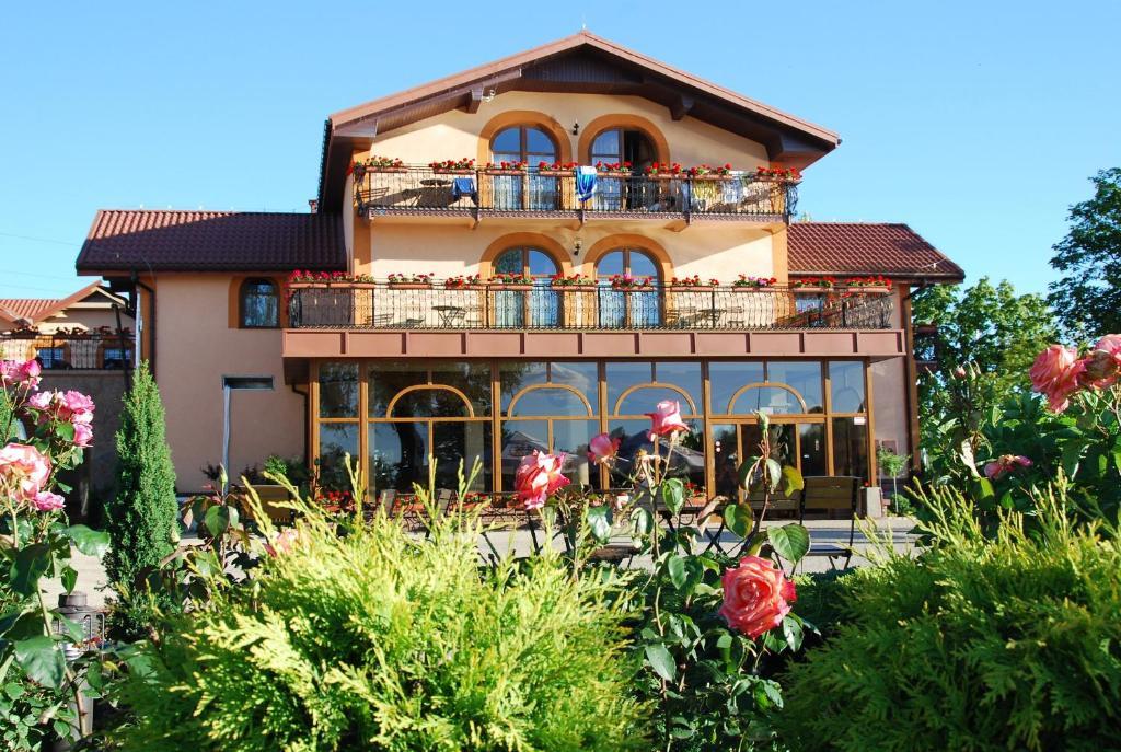 Hotel Ros Pisz Eksteriør billede